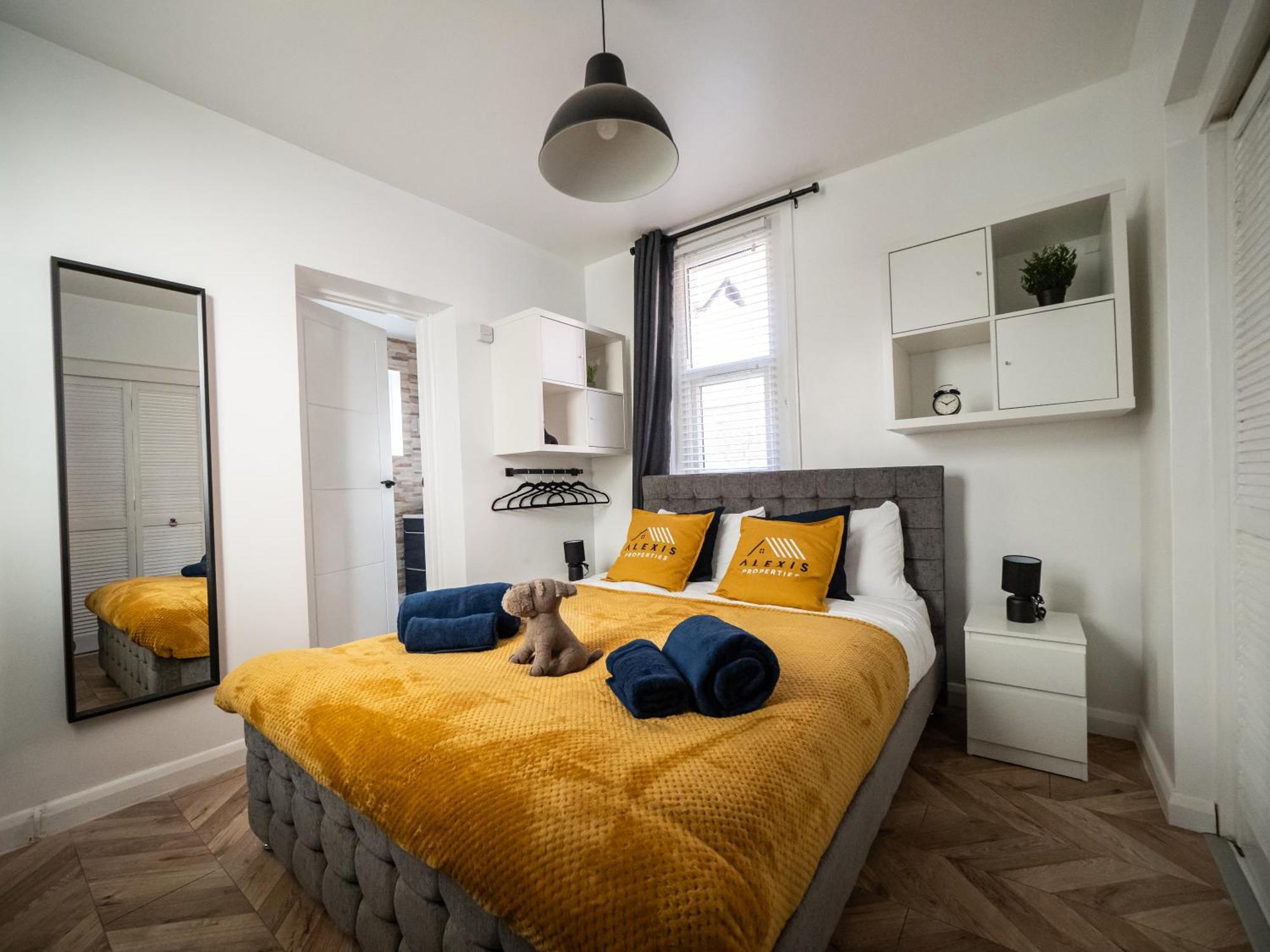 Seaside Retreat: Luxury 1-Bed, Free Parking Apartment Portsmouth Luaran gambar