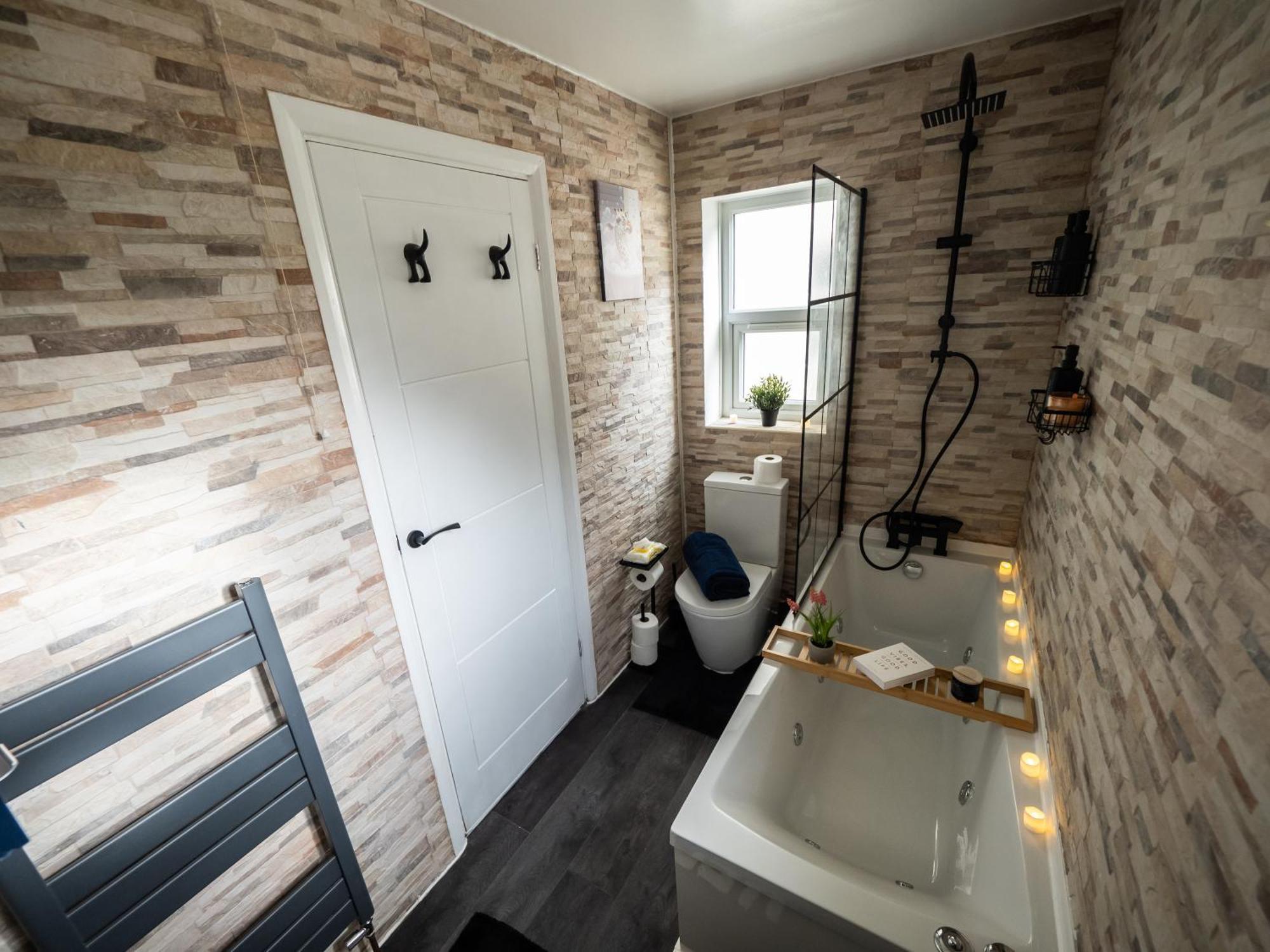 Seaside Retreat: Luxury 1-Bed, Free Parking Apartment Portsmouth Luaran gambar