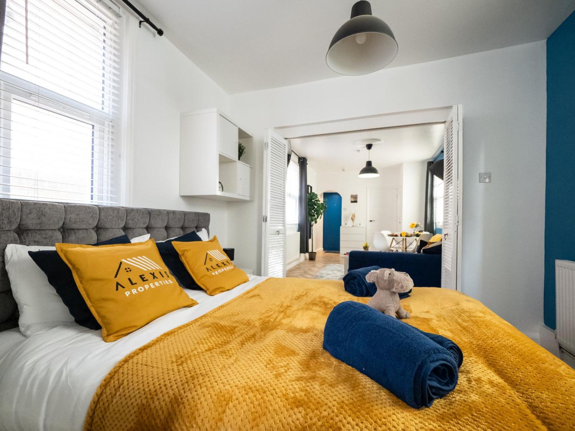 Seaside Retreat: Luxury 1-Bed, Free Parking Apartment Portsmouth Luaran gambar